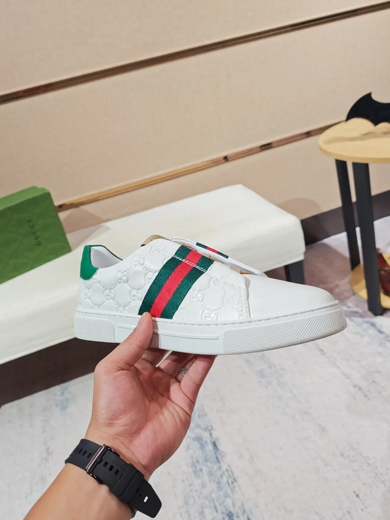 Gucci Ace Chaussures Lifestyle Web Stripe Blanc Vert Rouge 4