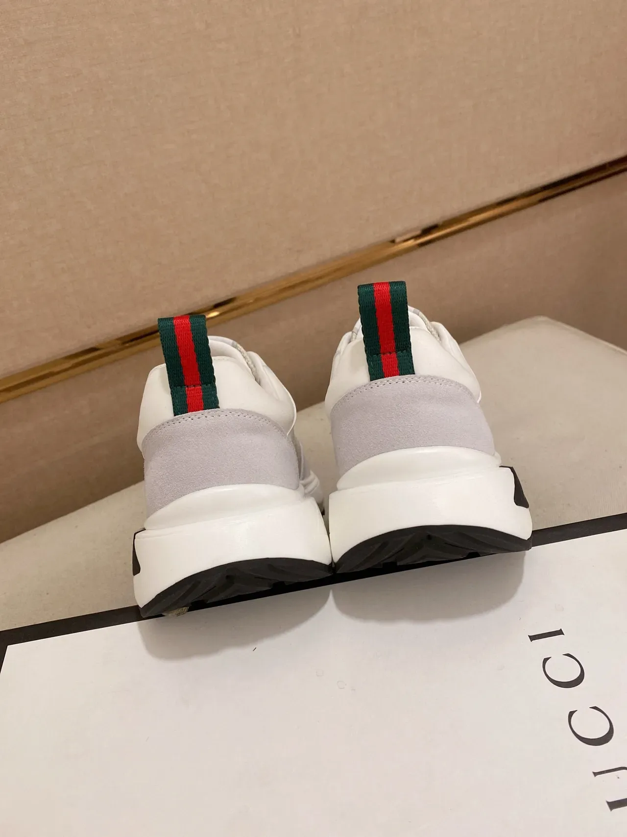Gucci Bege Preto Monogramado Malha Couro Camurça Sobreposições Tênis Lifestyle 9