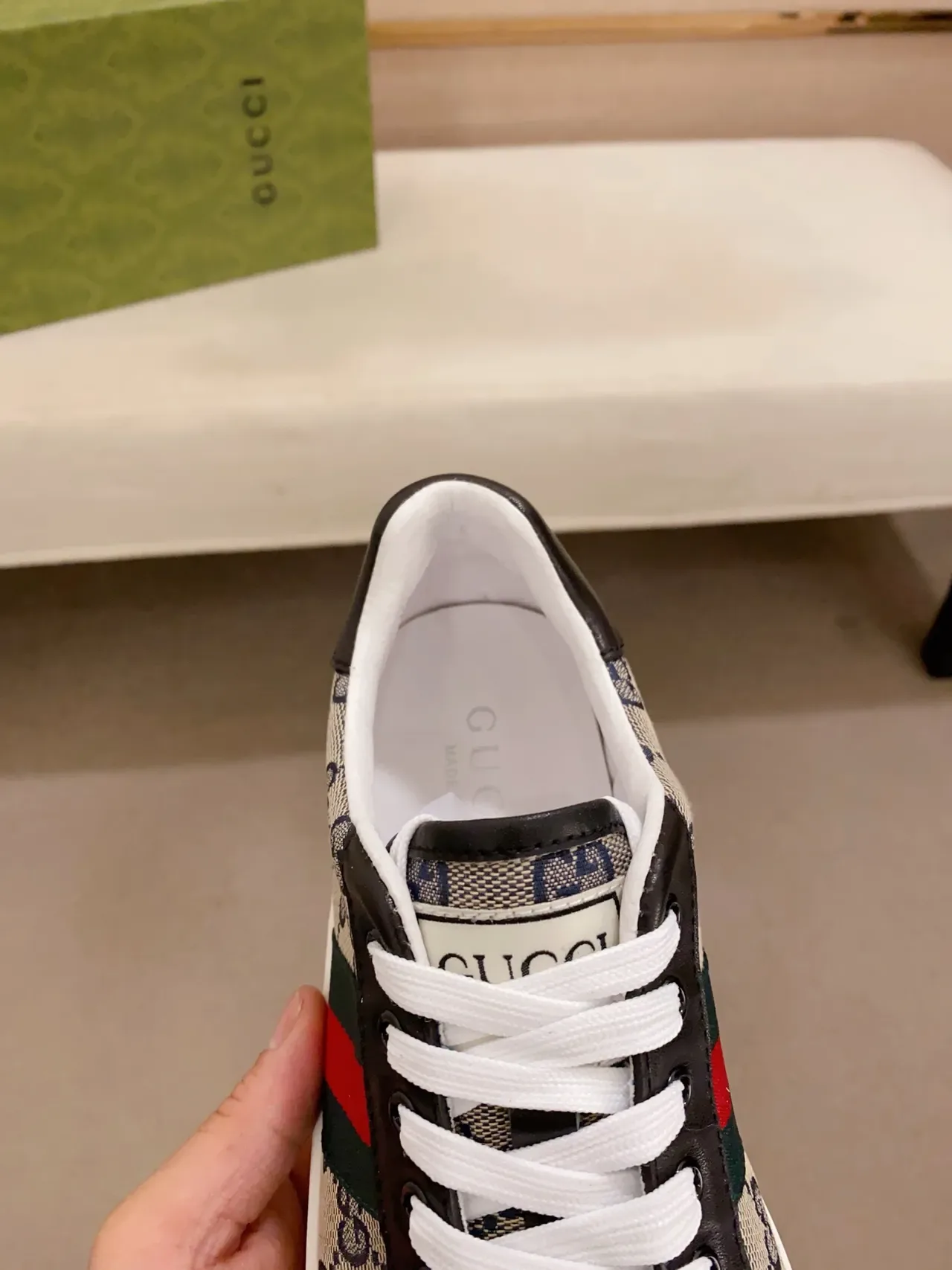 Gucci 米色海军 GG Supreme Canvas Web Stripe Accent 生活方式运动鞋 3