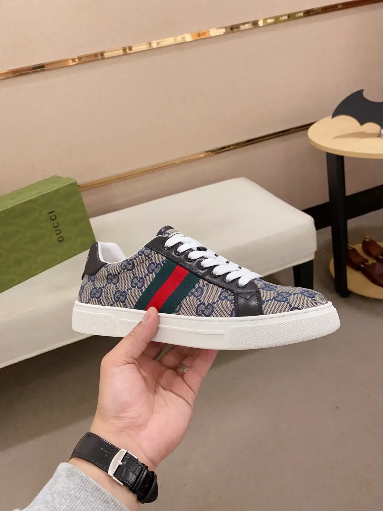 Gucci 米色海军 GG Supreme Canvas Web Stripe Accent 生活方式运动鞋 4