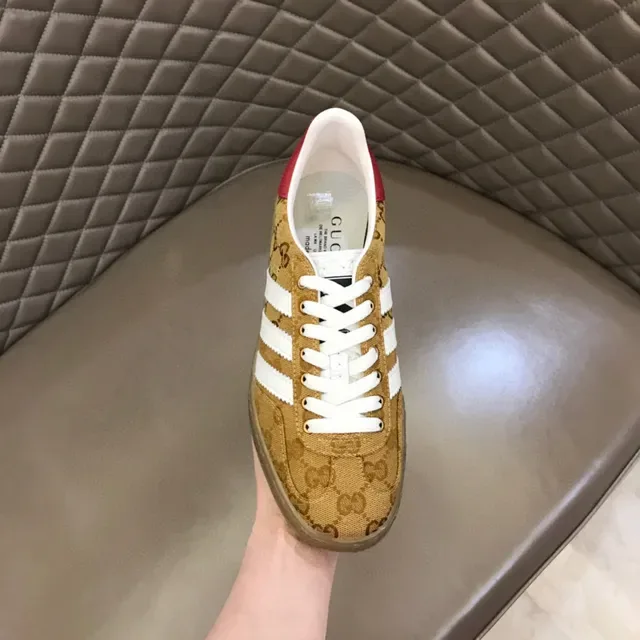 Gucci Beige Rouge GG Monogram Canvas Trois Rayures Blanches Chaussures Lifestyle 4