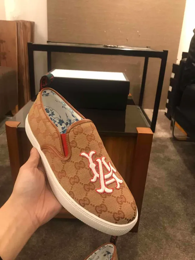 Gucci Beige White GG Monogram Canvas Embroidered Logo Loafer 3