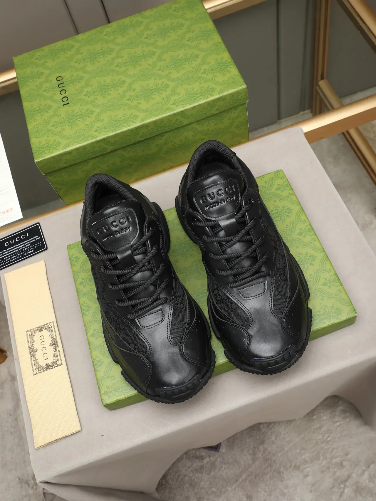 Gucci Negro Dorado Monograma Panel Malla Cuero Perforado Superior Zapatillas Lifestyle 3