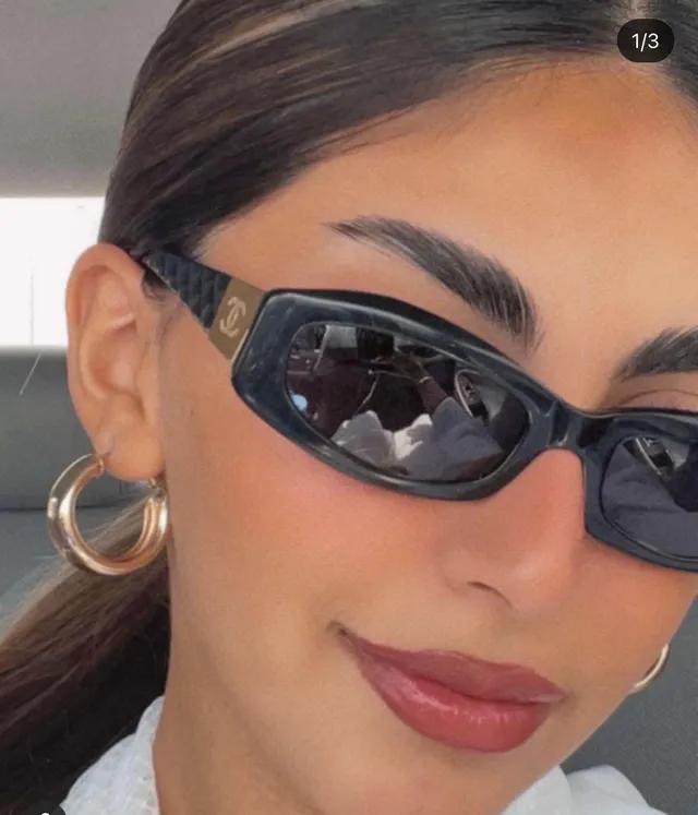 Gucci نظارات شمسية إطار مستطيل ضيق أسيتات أمامي أسود وذهبي 9