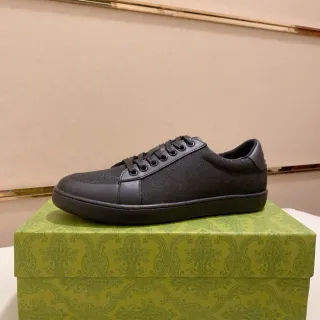 Gucci Zapatillas Lifestyle Negro Monogramado Superior Textil Toe Cap Cuero Suave