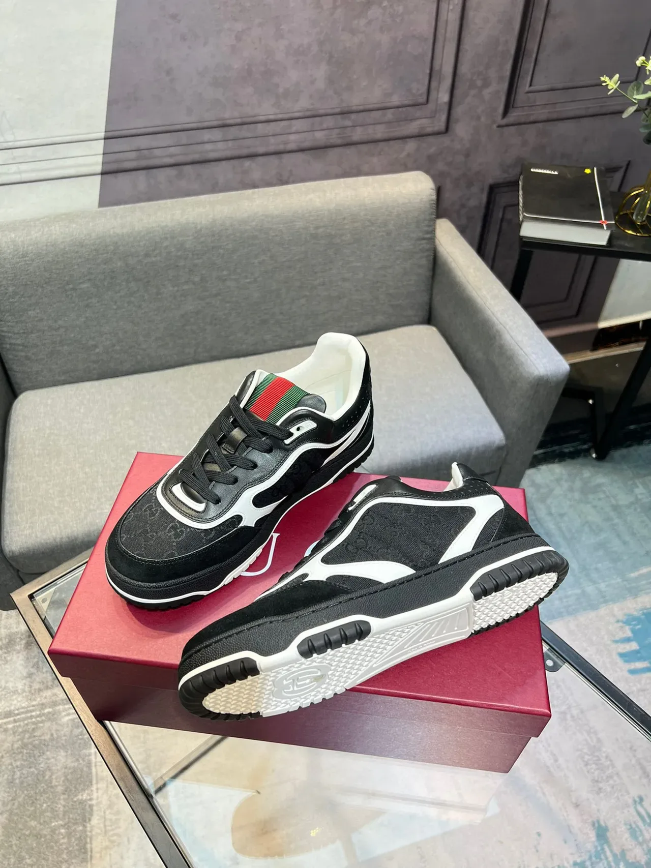Gucci Negro Blanco GG Monogram Lona Superior Franja Roja-Verde Cuello Lifestyle Sneakers 8