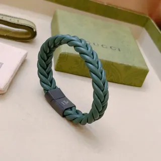 Gucci سوار جلد أخضر مضفر مع إغلاق مغناطيسي
