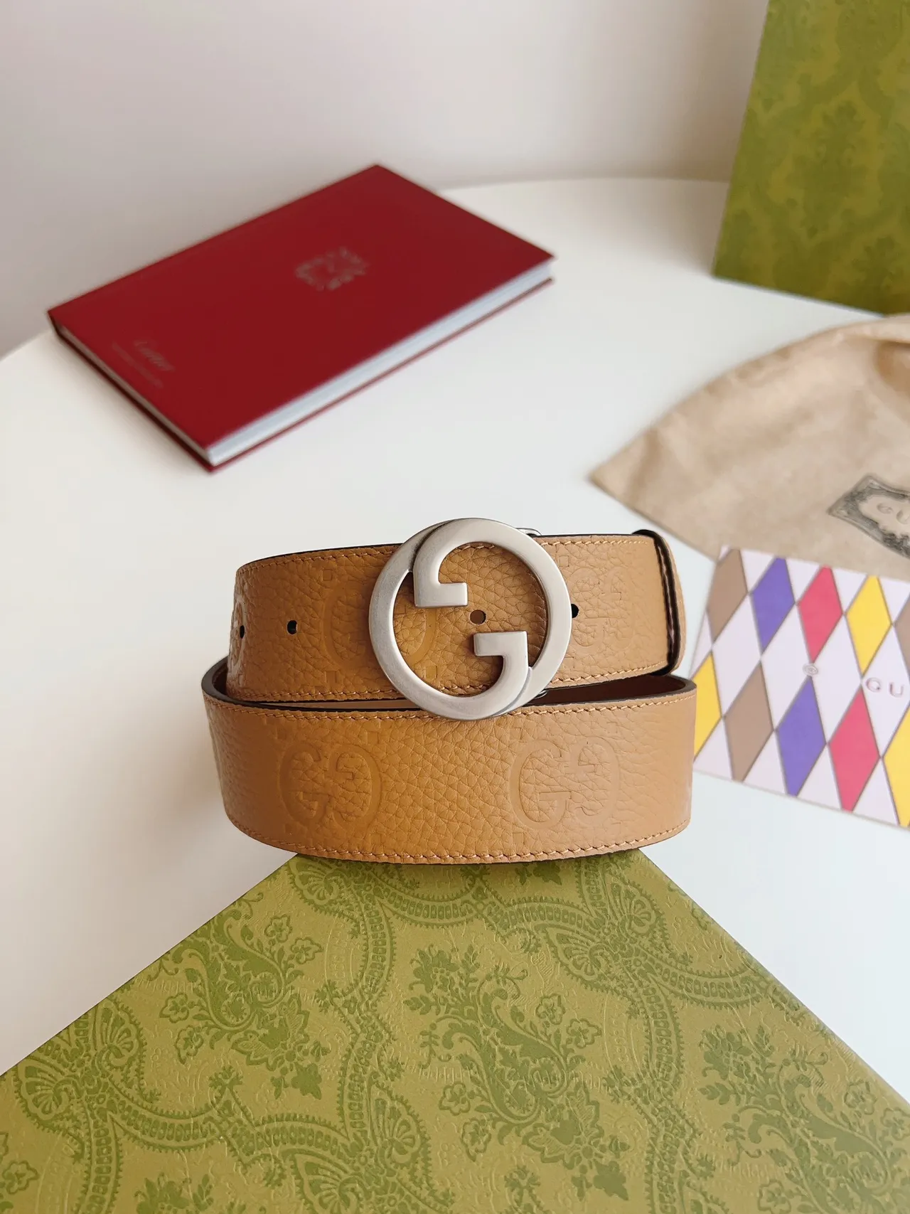 Gucci Double G Belt Beige Silver Interlocking Buckle Embossed GG Monogram Leather Belt 3
