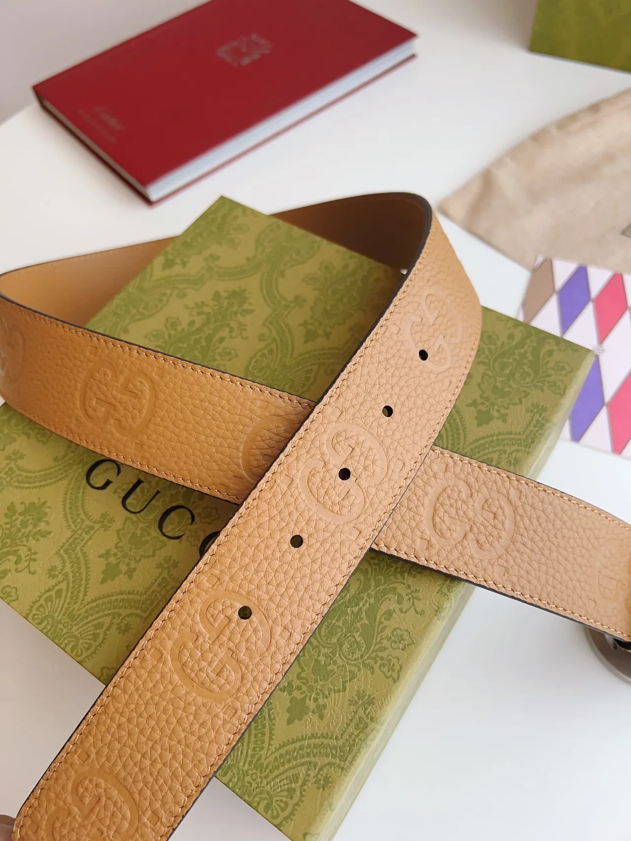 Gucci Double G Belt Beige Silver Interlocking Buckle Embossed GG Monogram Leather Belt 9