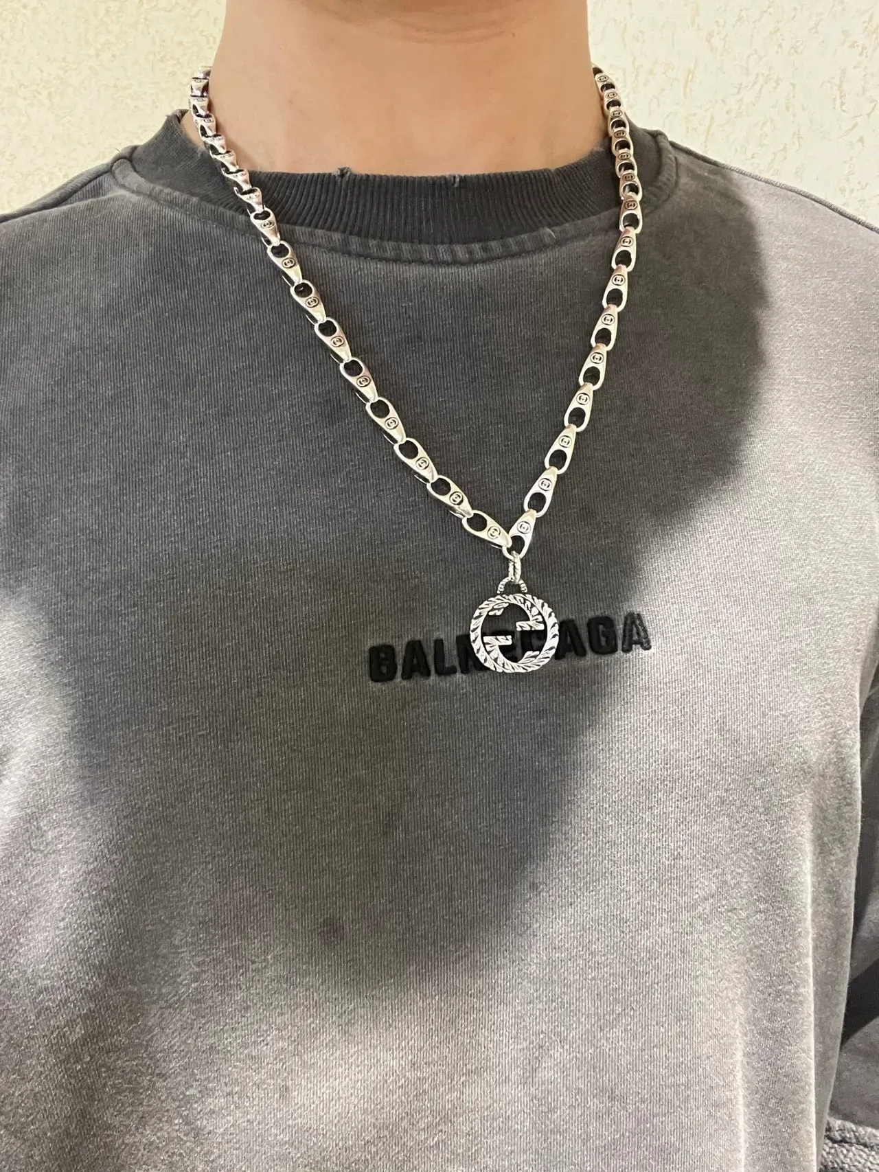 Gucci Double G Pendant Silver-Toned Chain Necklace 2