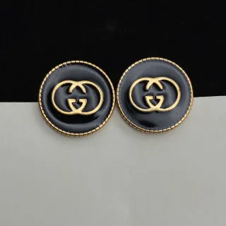 Gucci GG Marmont أقراط مينا أسود وذهبي