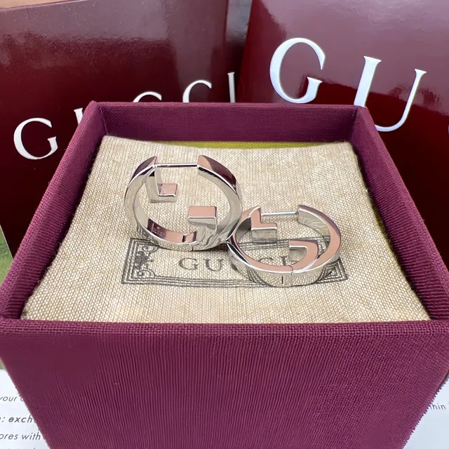 Gucci GG Marmont ذهبي/فضي Interlocking G Logo أقراط حلق دائرية 3