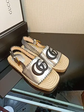 Gucci GG Marmont Argent métallique GG Logo Espadrilles casual sandales 6