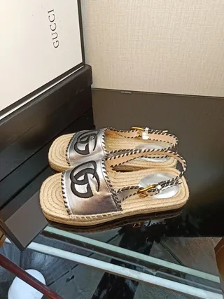 Gucci GG Marmont Argent métallique GG Logo Espadrilles casual sandales 8