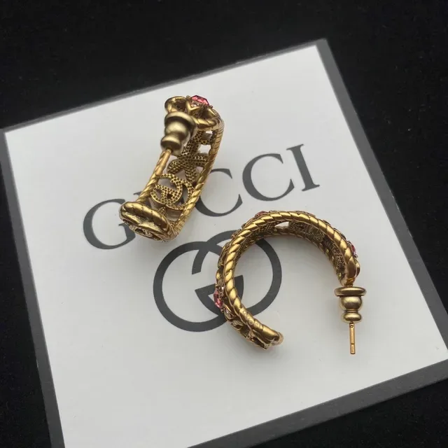 قلادة Gucci ذهبية وردية ملتوية GG Links زهور كريستال 2
