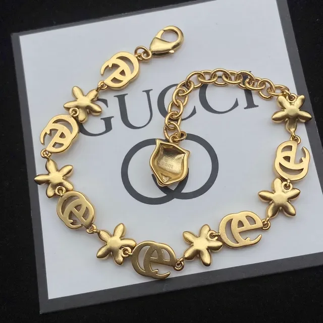 قلادة Gucci ذهبية وردية ملتوية GG Links زهور كريستال 7