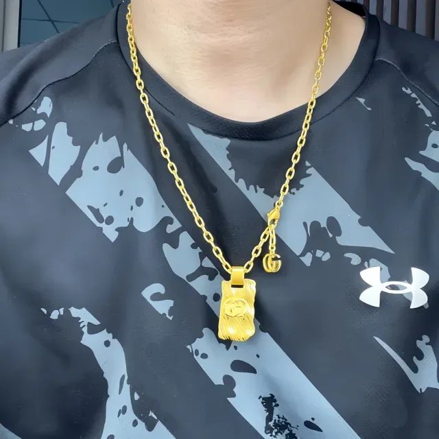 Gucci Pêndulos Interlocking G Logo em Ouro e Prata com Acabamento Texturizado de Madeira 2