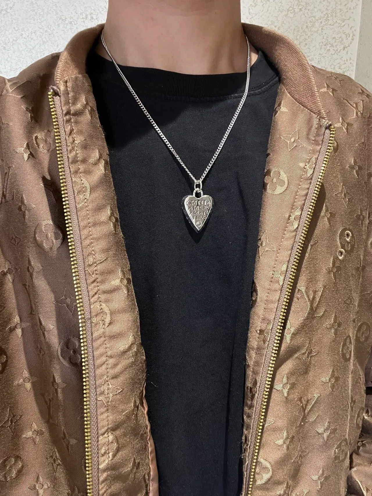 Gucci Heart Pendant Silver Curb Chain Necklace 8
