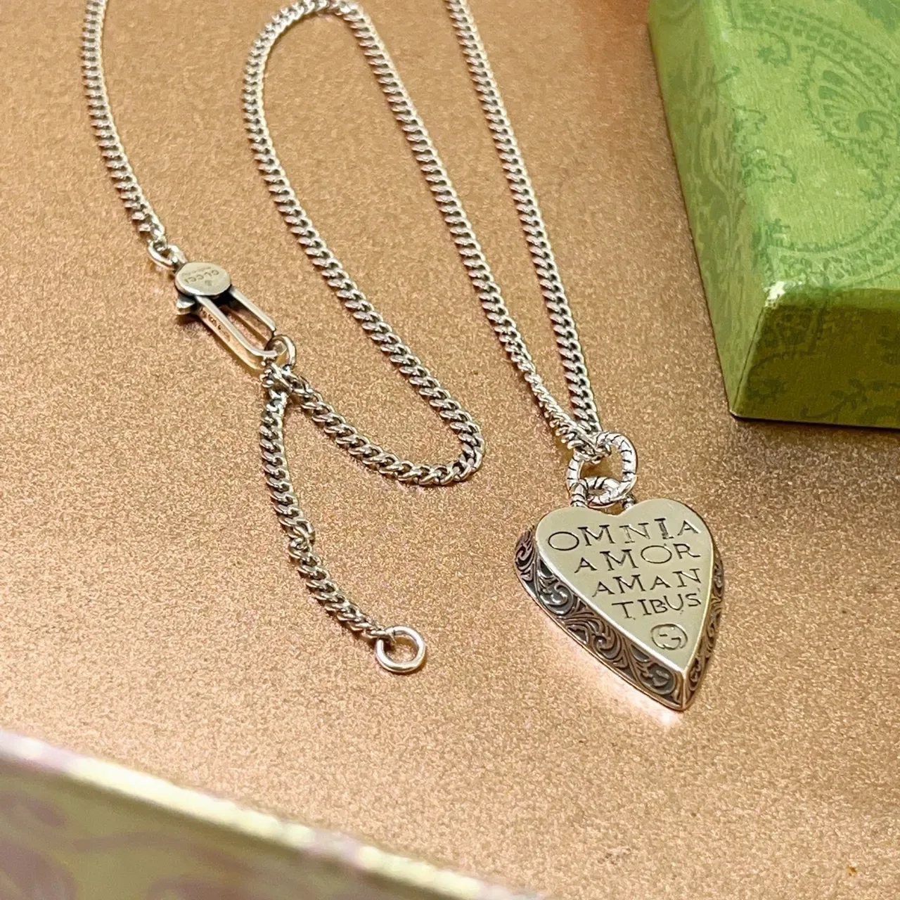 Gucci Heart Pendant Silver Curb Chain Necklace 9