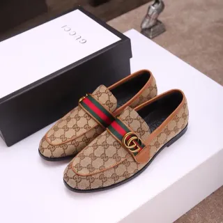 Gucci Horsebit 1955 米色 GG Monogram 乐福鞋