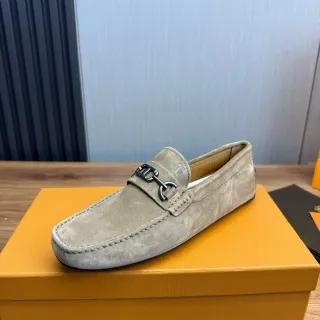 Gucci Horsebit 1955 米色麂皮乐福鞋