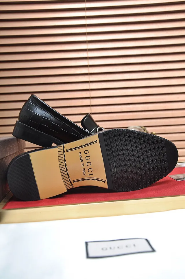 Gucci Horsebit 1955 Black Croc-Embossed Leather Loafers 6