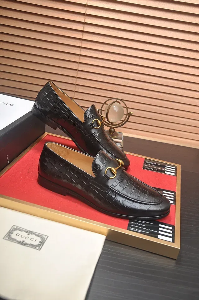 Gucci Horsebit 1955 Black Croc-Embossed Leather Loafers 6