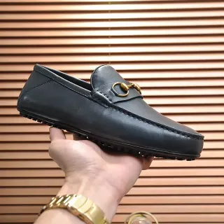 Gucci Horsebit 1955 কালো চামড়া সোনালি বকেল লুফার্স