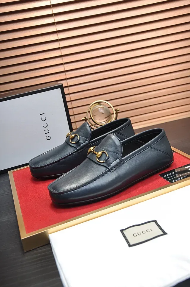 Gucci Horsebit 1955 黑色皮革金扣乐福鞋 8