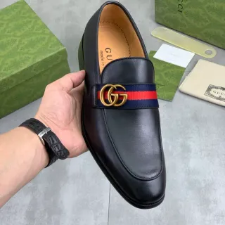 Gucci Horsebit 1955 Preto Couro Web Stripe Mocassim