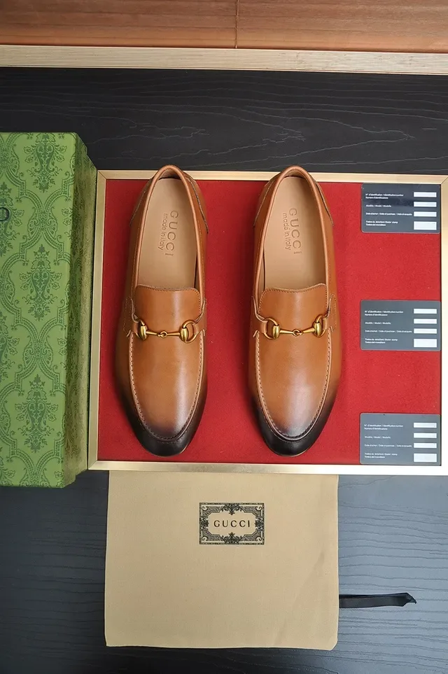 Gucci Horsebit 1955 mocasín de piel bicolor 2