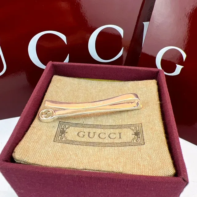Gucci Interlocking G Dourado Borgonha Metal Polido Logo Cabeça Gravata 4