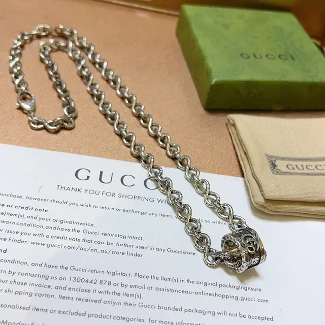 Gucci Interlocking G Pendant Twisted-Link Silver Necklace 2
