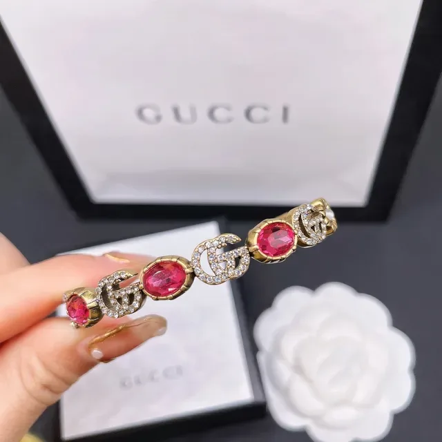 Gucci Interlocking G Pink Gemstone Gold-Tone Rigid Bracelet 2