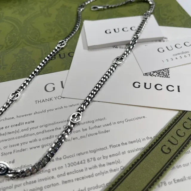 Collier Gucci Ophidia Chaîne à maillons argentée motif logo G entrelacé 8