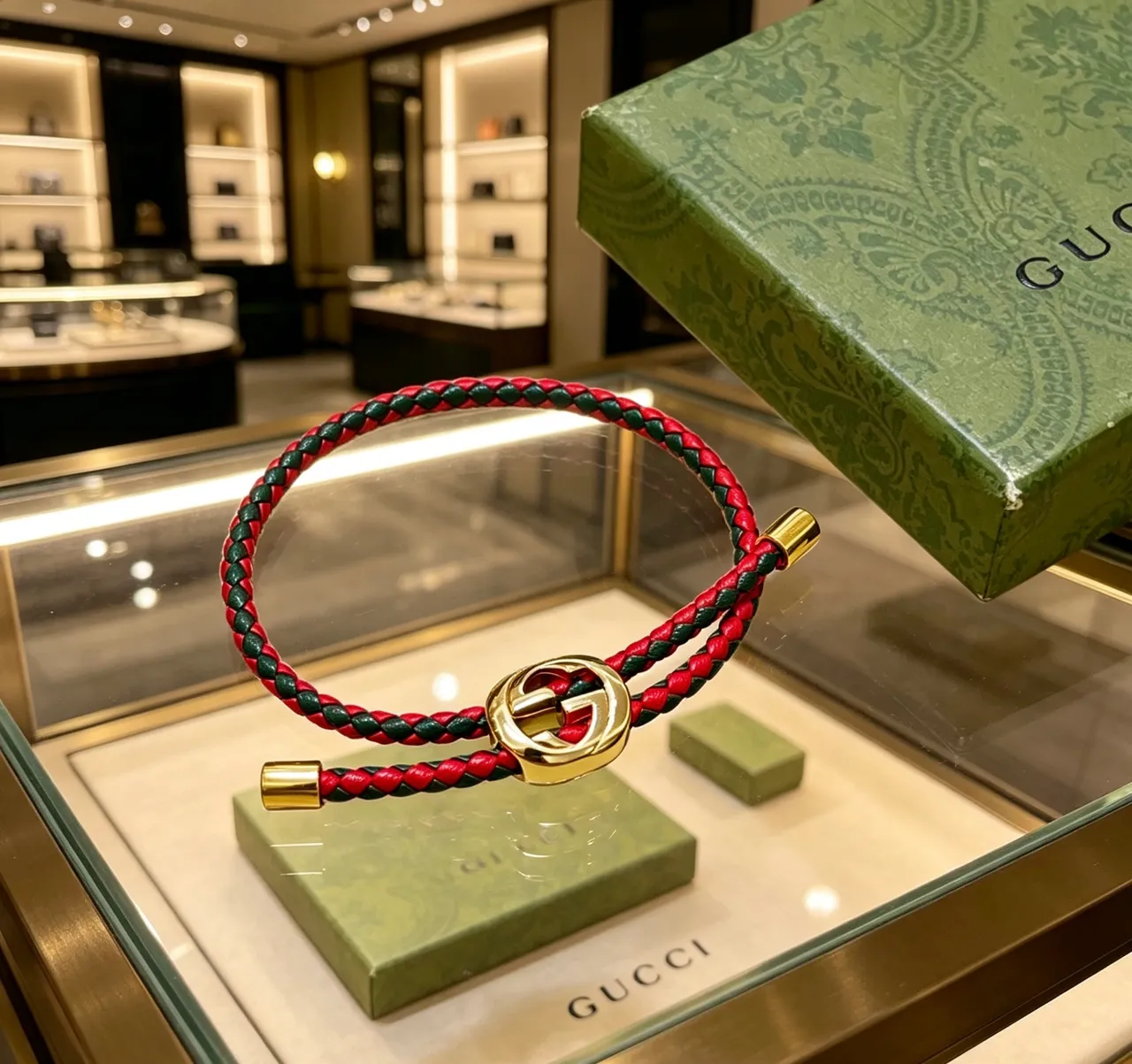 Gucci Red Green Braided Leather Interlocking G Clasp Bracelet 2