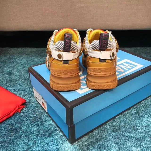 Gucci Rhyton Zapatillas chunky con cristales engastados en oro 6
