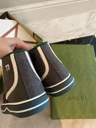 Gucci Screener Gris Charbon Web Stripe High-Top Style de Vie Sneakers 4