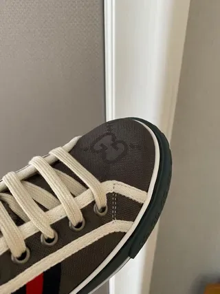 Gucci Screener Gris Charbon Web Stripe High-Top Style de Vie Sneakers 5