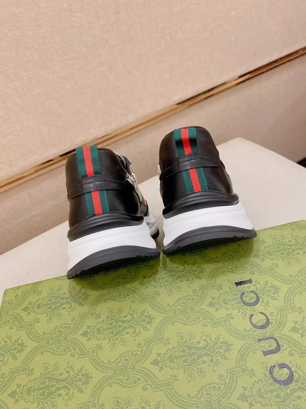 Gucci Screener GG Monogram Tela e couro Preto Vermelho Verde Web Lifestyle Sneakers 8