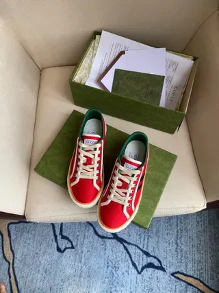 Gucci Screener Sneakers Lifestyle avec tige en toile rouge et verte rayures navy doubles 6