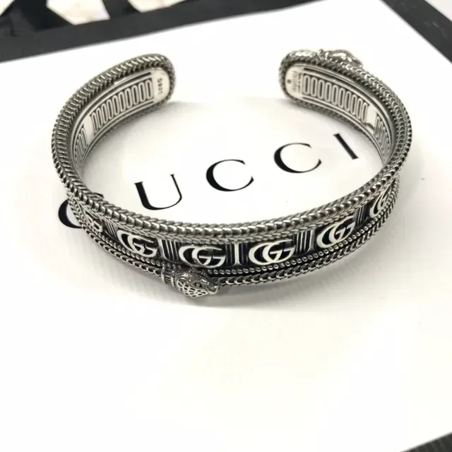Gucci Serpenti Pulsera Cuff Cuerda Trenzada GG Motivo Cabeza de Serpiente 2