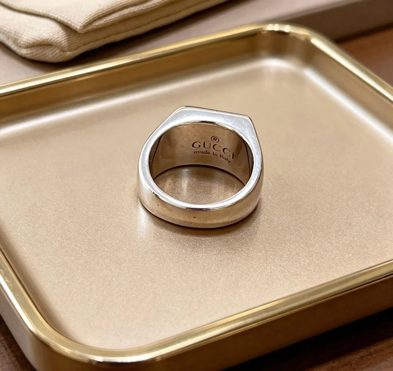 Gucci Anillo Signet Negro Plata Cuadrado Pulido 2