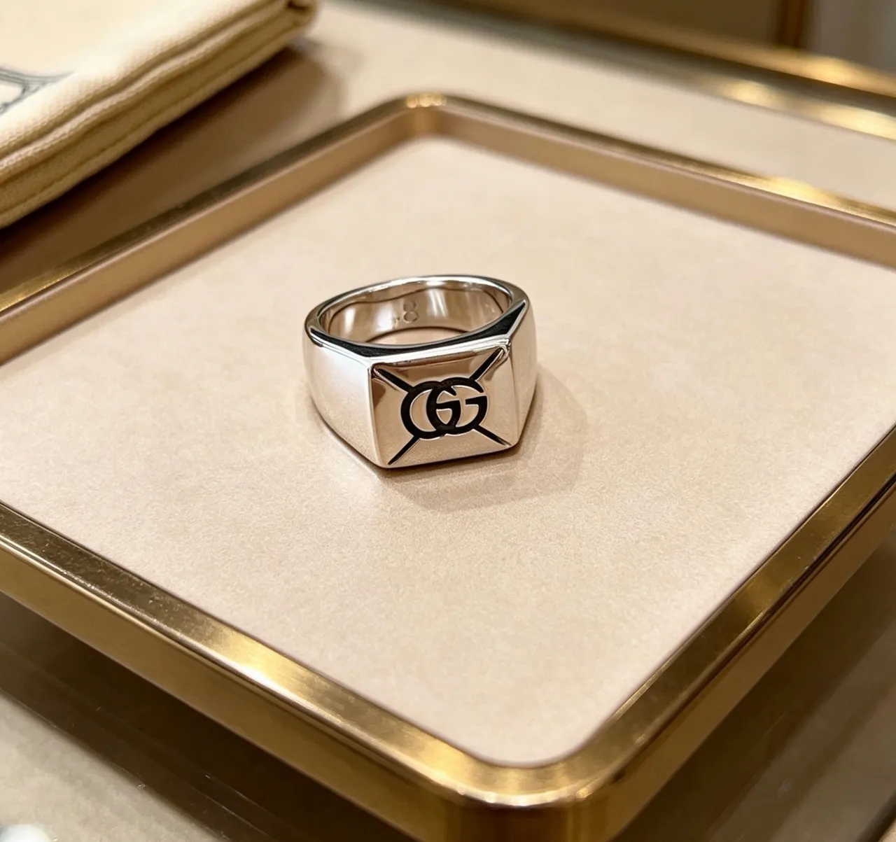 Gucci Anillo Signet Negro Plata Cuadrado Pulido 9