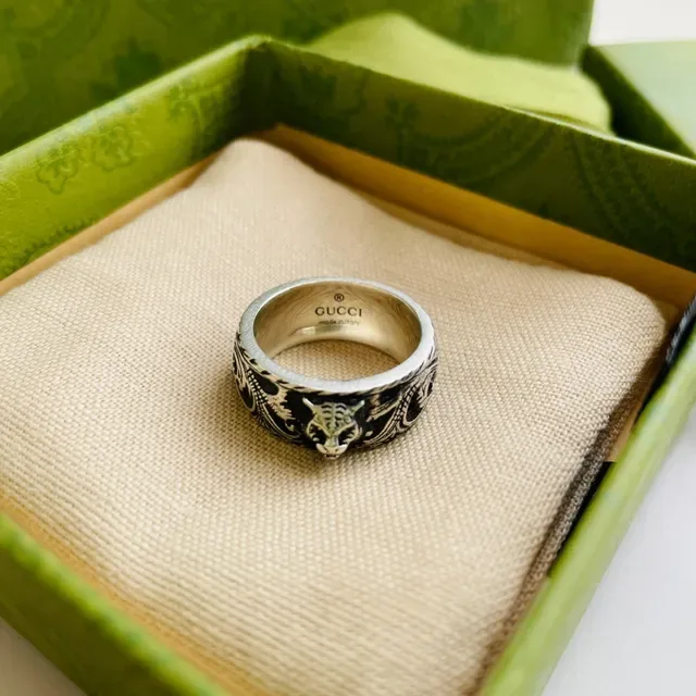 Gucci Silver Black Wide Band Interlocking G Logo Ring 2