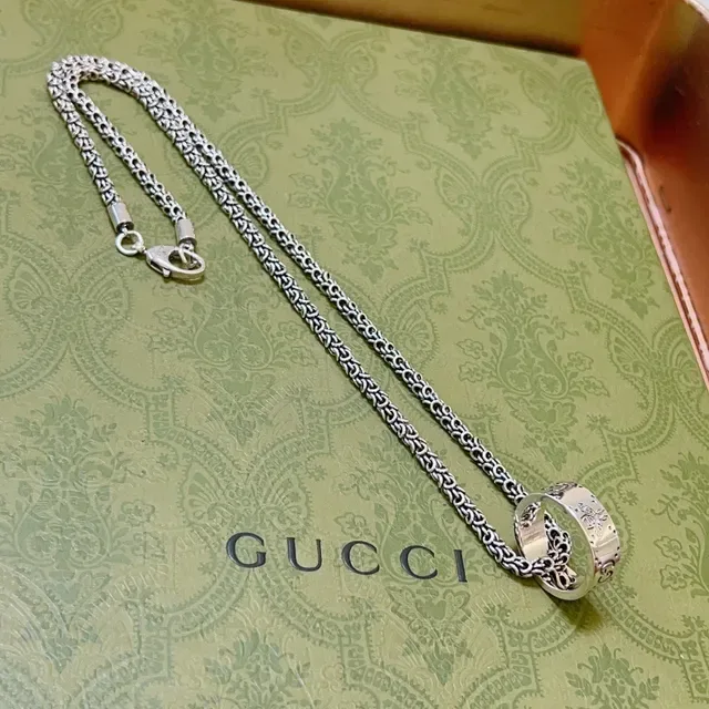Collier Gucci Chaîne Byzantine-Link Interlocking G Motif Argent Vert 6