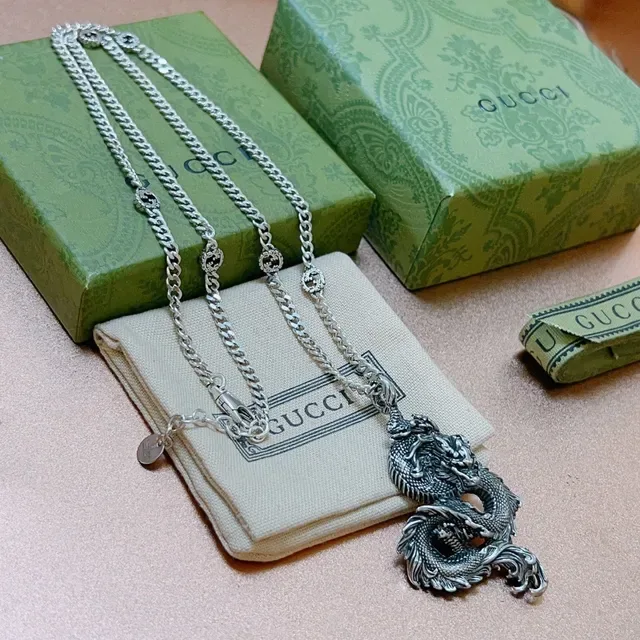 Gucci Silver Sculpted Dragon Pendant Curb Chain Necklace 3