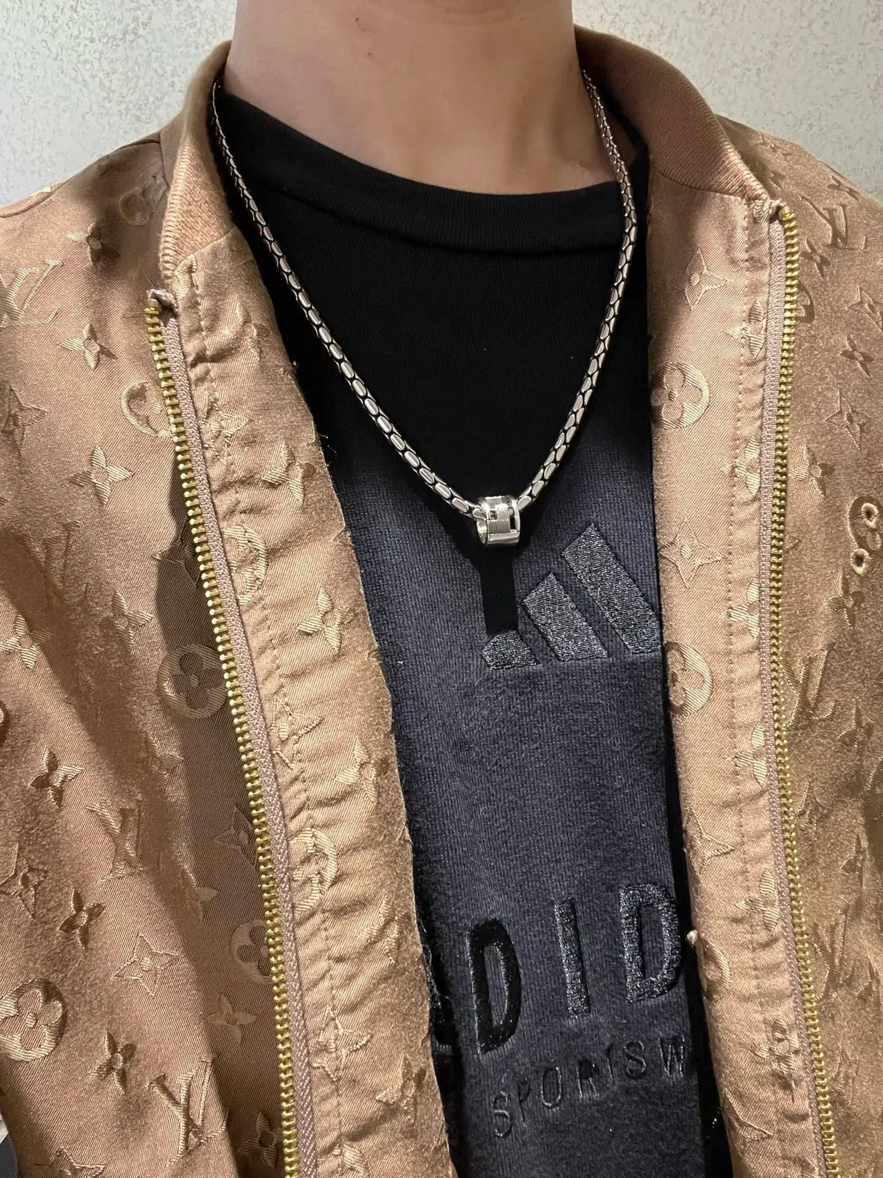 Gucci Silver-Tone Textured Link Chain Necklace 8