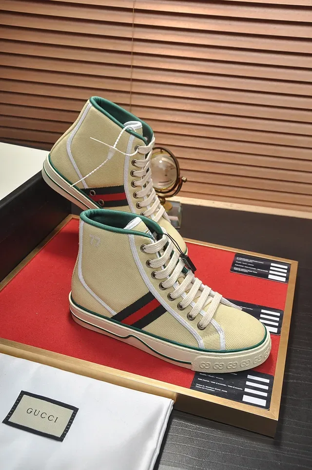 Sneaker lifestyle Gucci Tennis 1977 beige canvas de caña alta 6
