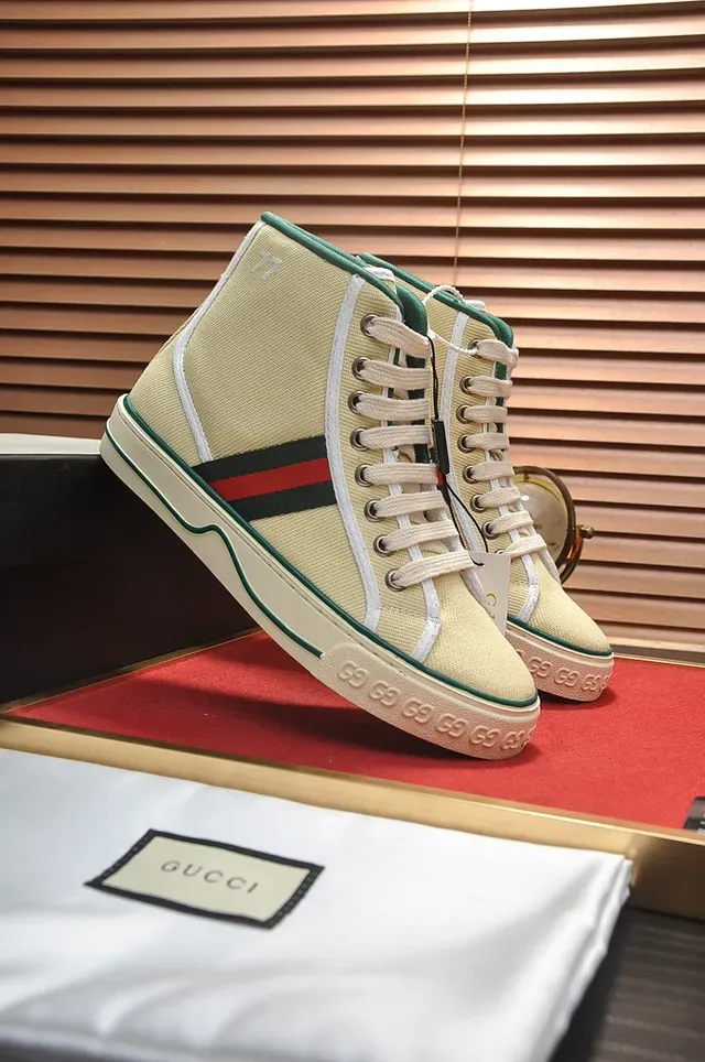 Sneaker lifestyle Gucci Tennis 1977 beige canvas de caña alta 8